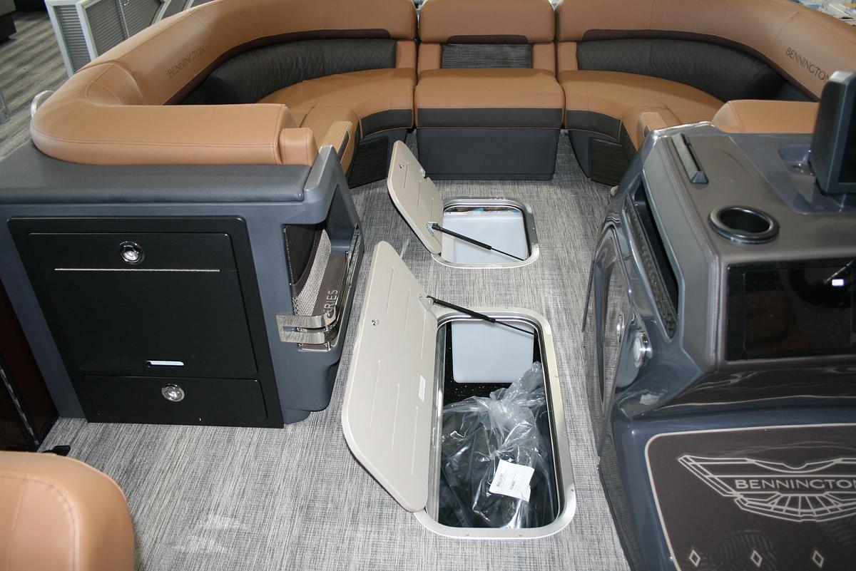 2026 Bennington 23MSLSF