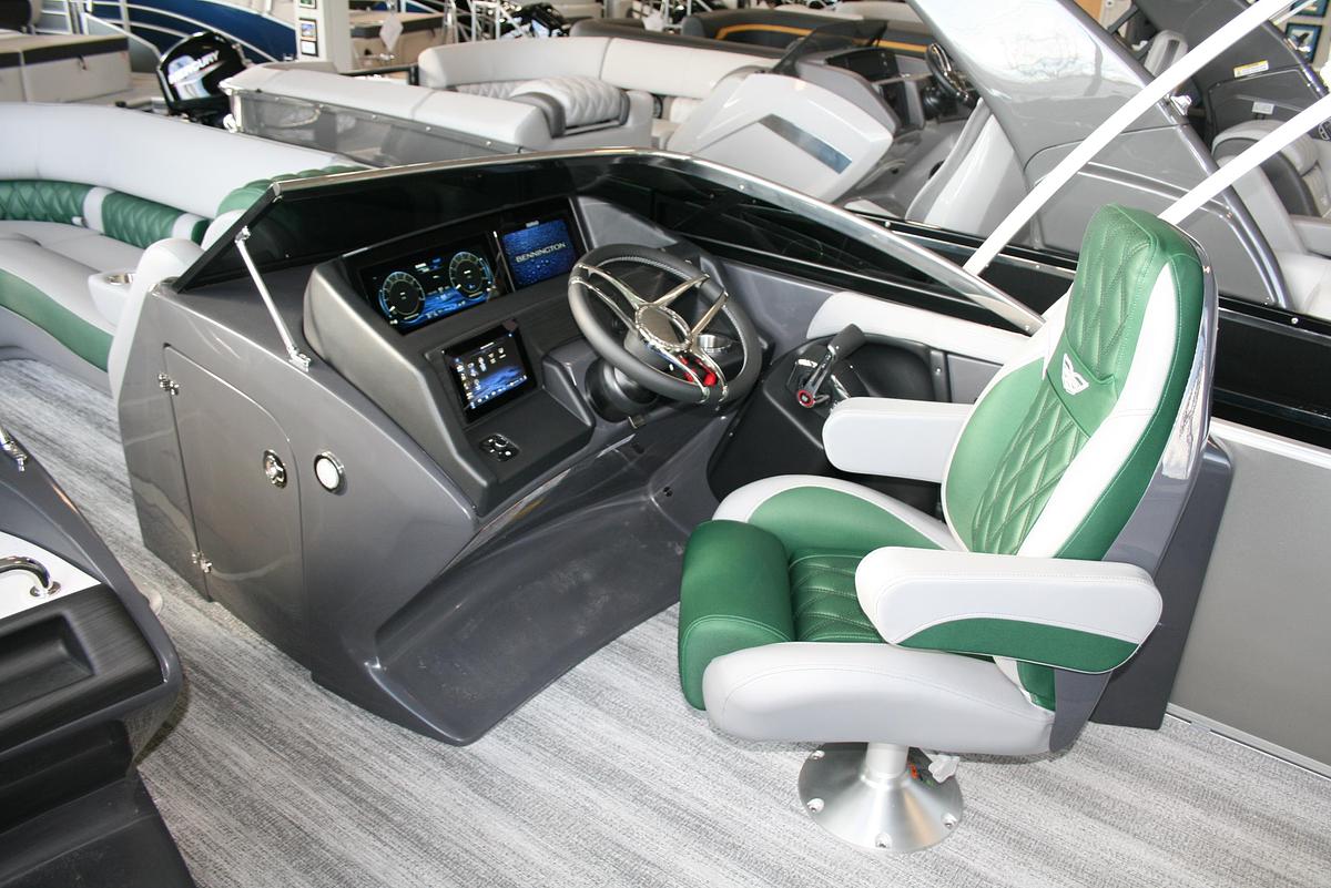 2026 Bennington 25QSBWSF