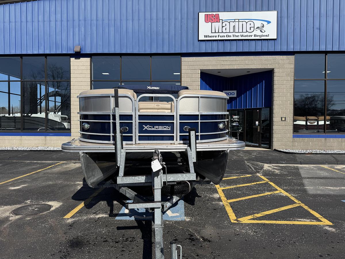 Used 2015 Xcursion 21 Cruise