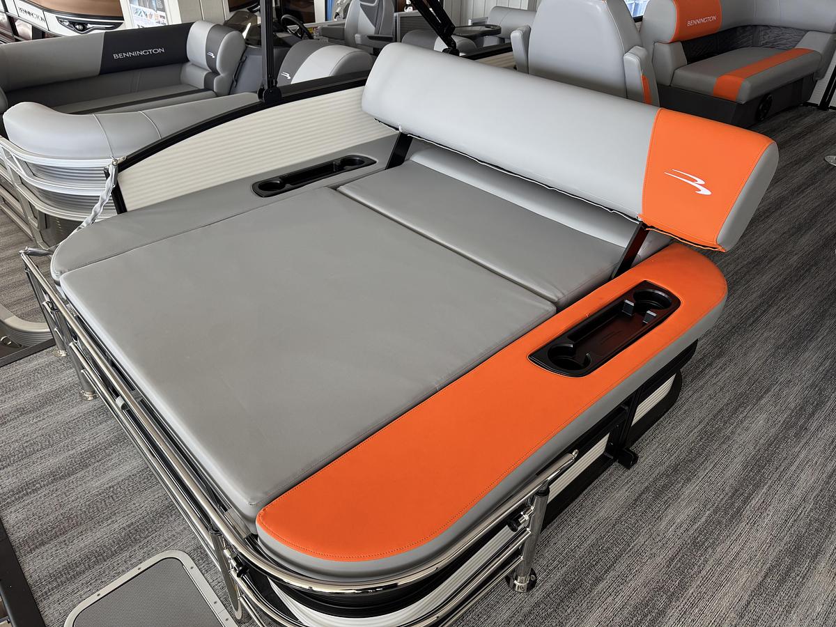 2026 Bennington 20SSB