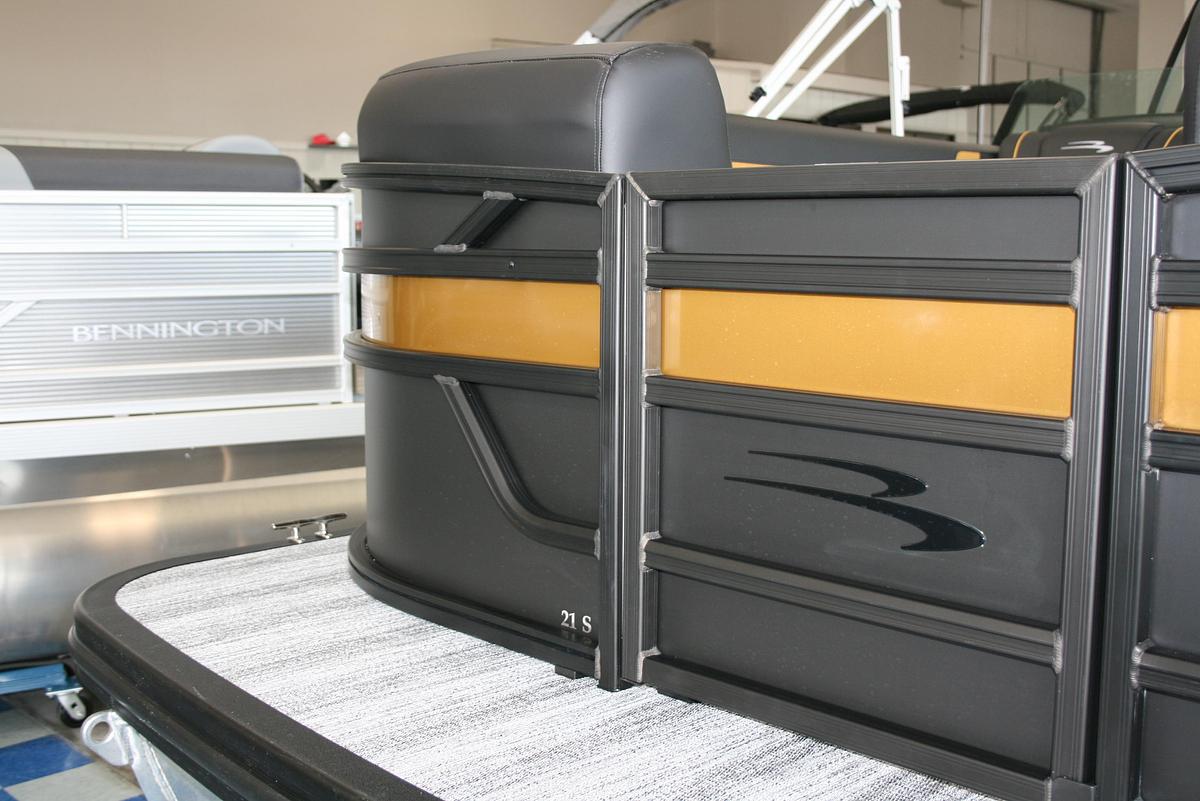 2026 Bennington 21SLSF