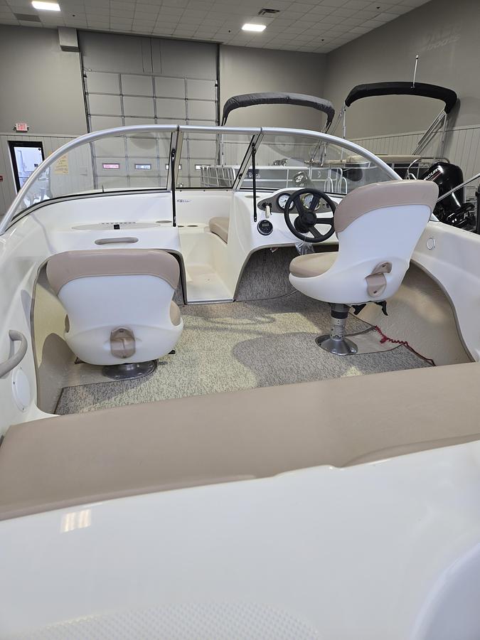 Used 2001 Bayliner 160 Capri bowrider