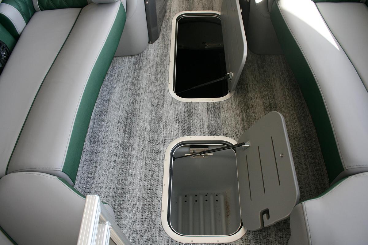 2026 Bennington 25QSBWSF