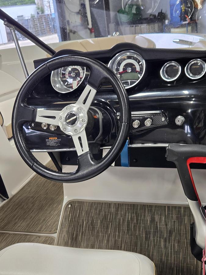 Used 2019 Glastron GT205