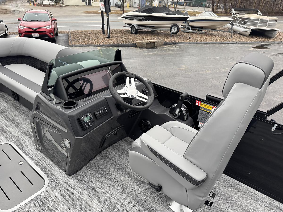 2026 Bennington 23SSBSF