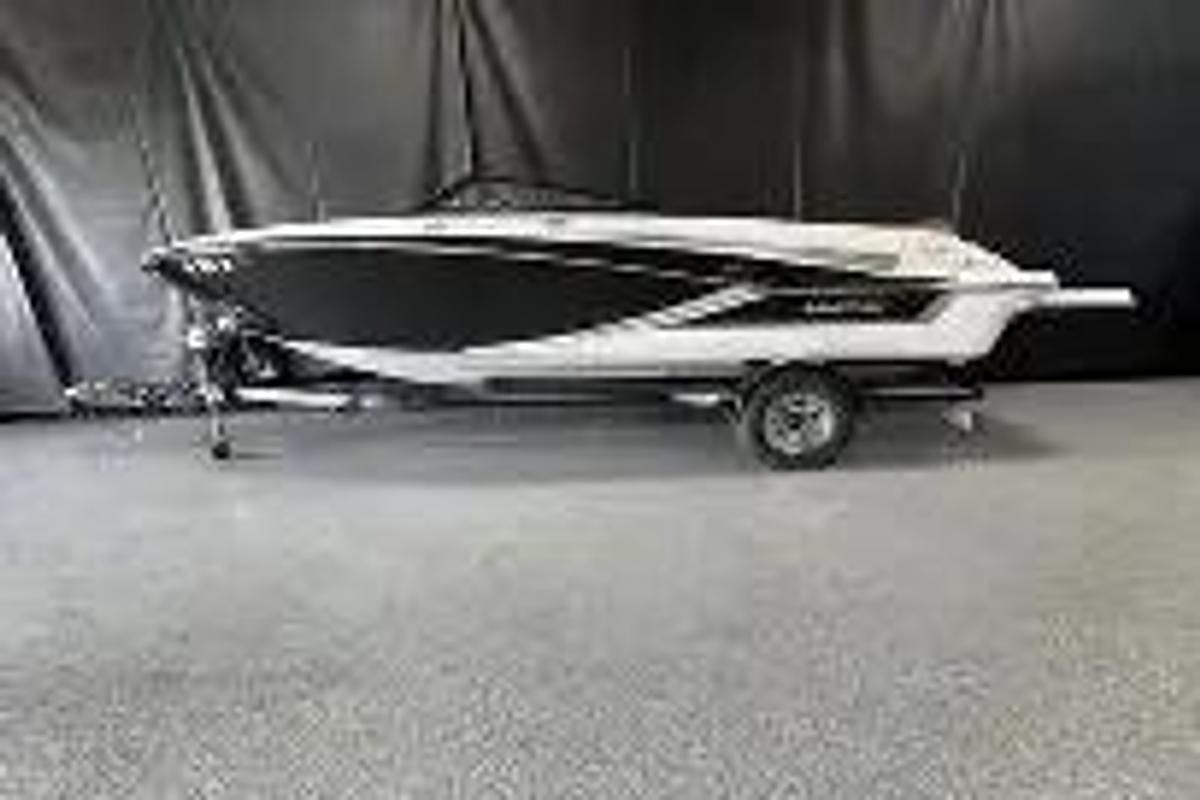 Used 2019 Glastron GT205