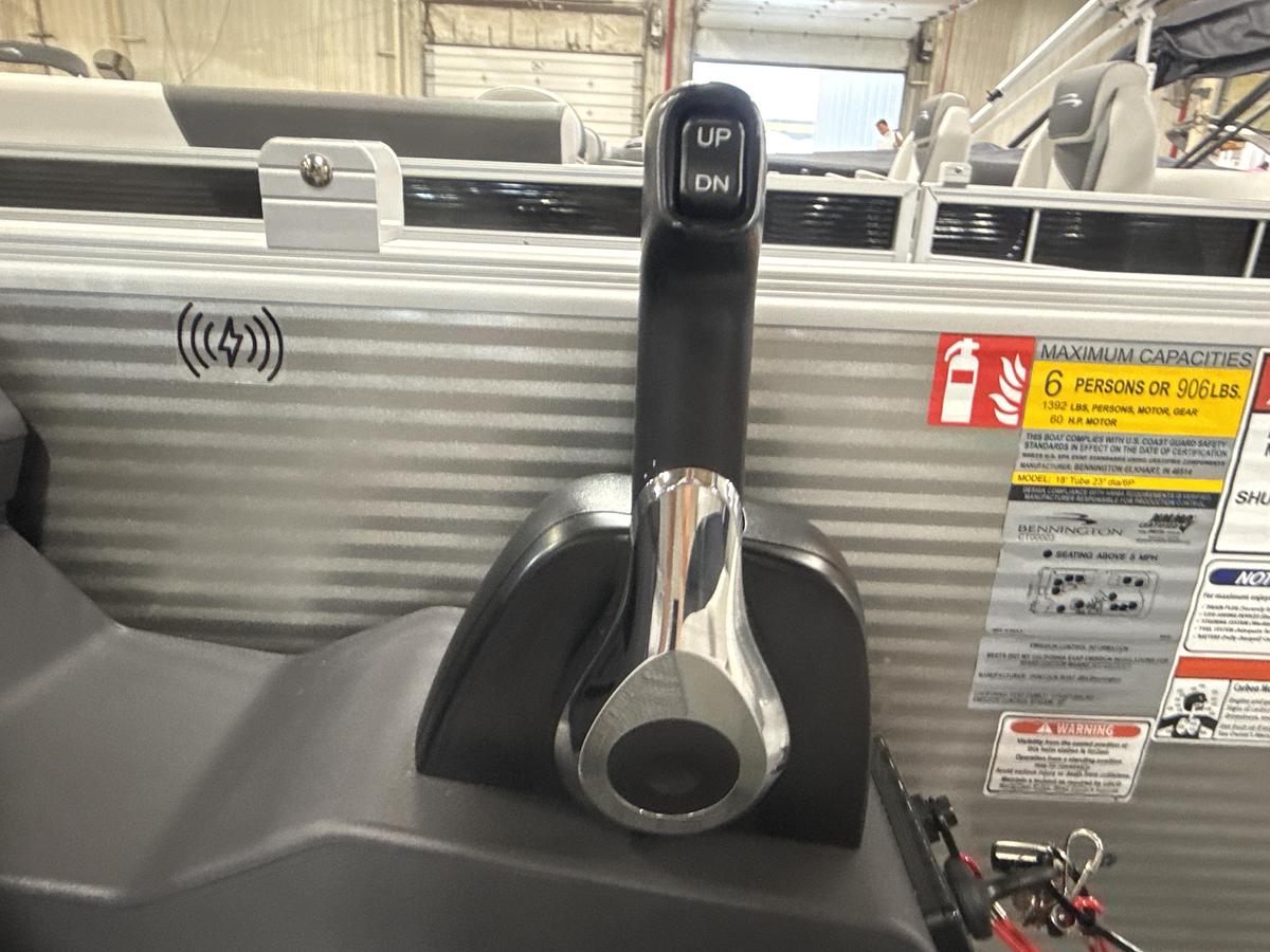 2027 Bennington 188S1L W/40HP Yamaha