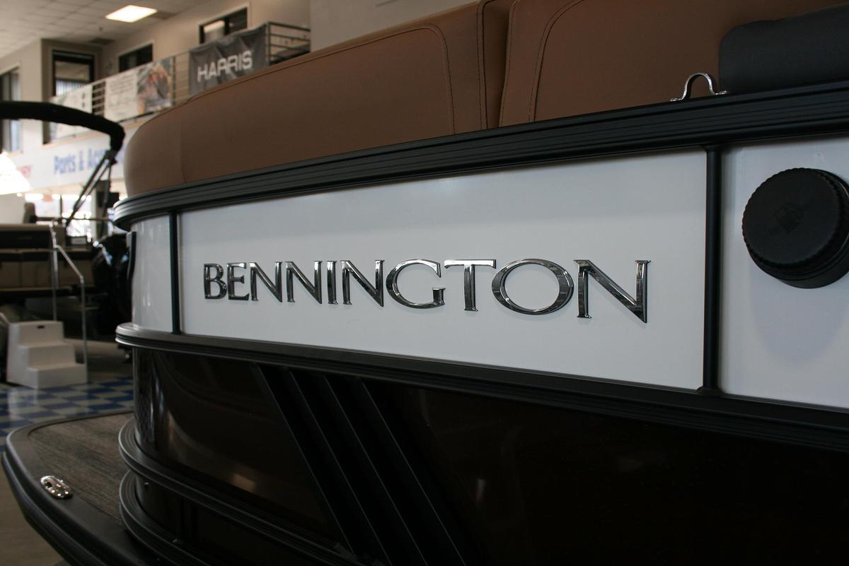 2026 Bennington 23MSLSF