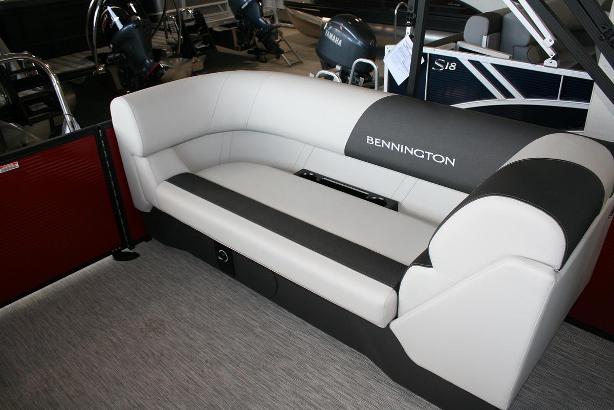 2026 Bennington 22SSRSE