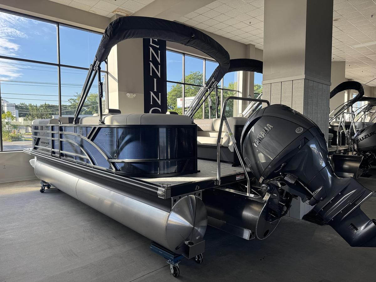 2027 Bennington 22S1SR Tri-Toon W/ Yamaha 150HP