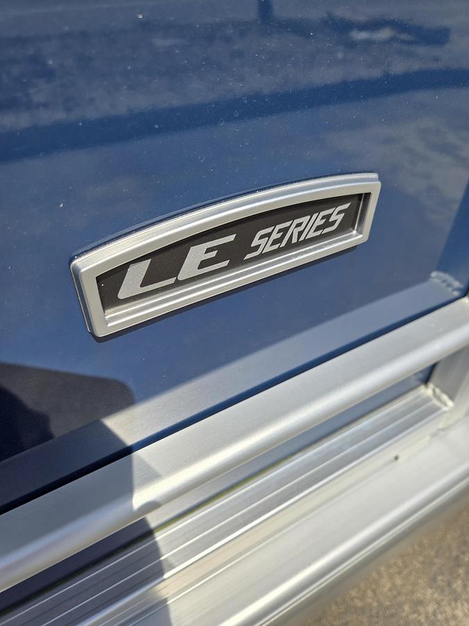 Used 2022 SOUTHBAY 220CR LE