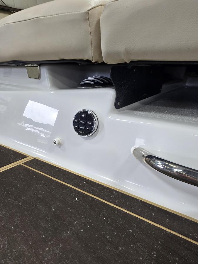 Used 2019 Glastron GT205