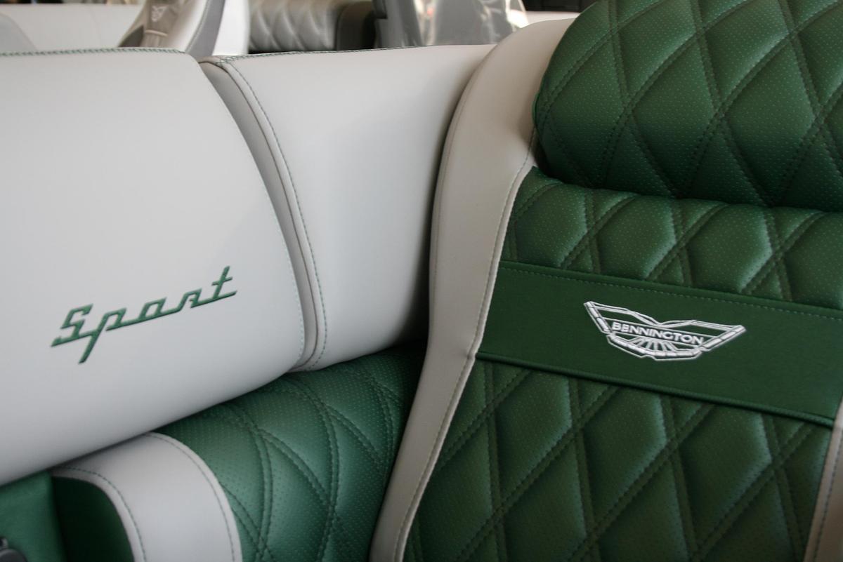 2026 Bennington 25QSBWSF