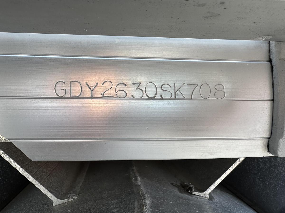 Used 2008 Sanpan 2500FE