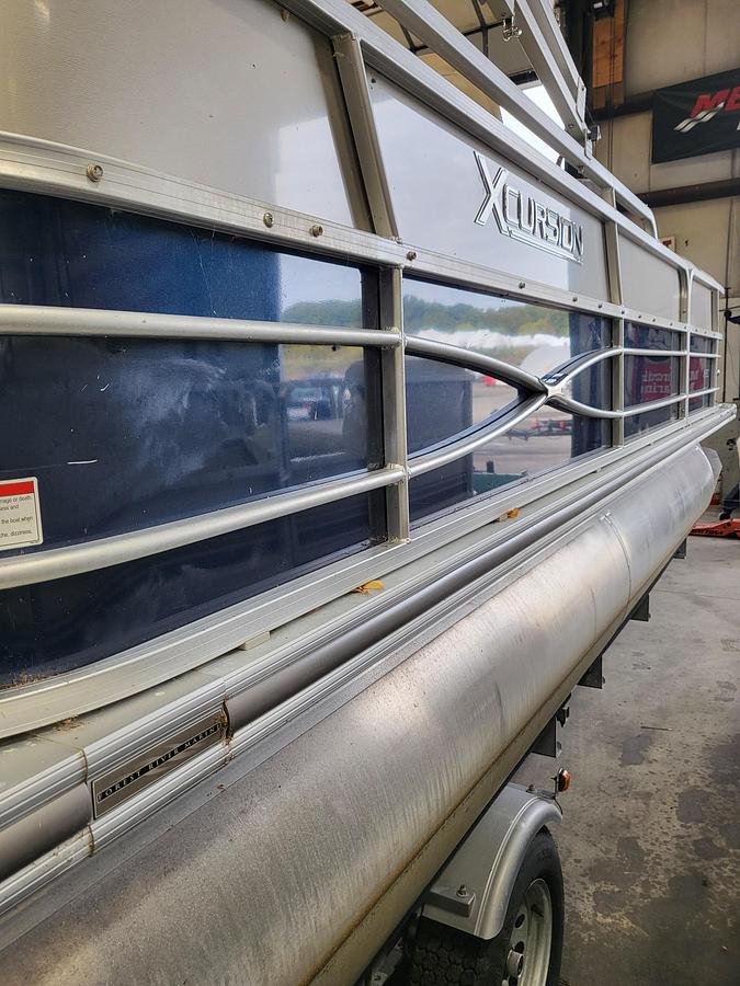 Used 2015 Xcursion 21 Cruise