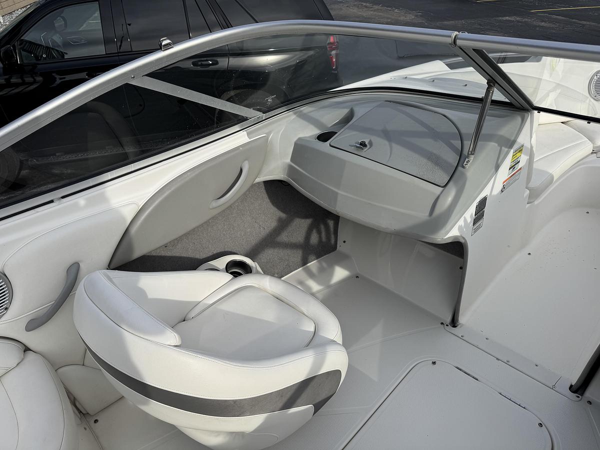 Used 2008 Bayliner 205 