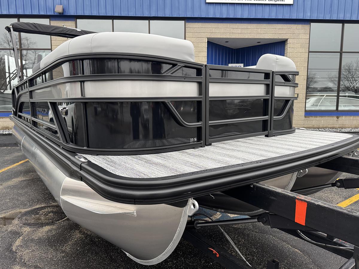 2026 Bennington 23SSBSF