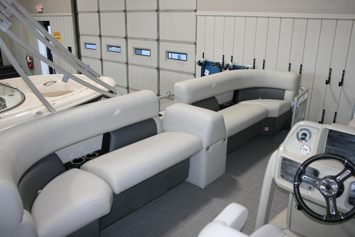 2026 Starcraft Marine LX 16 R