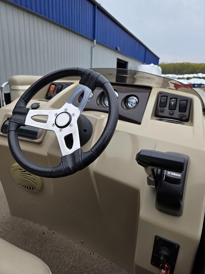 Used 2012 Bennington 20SL