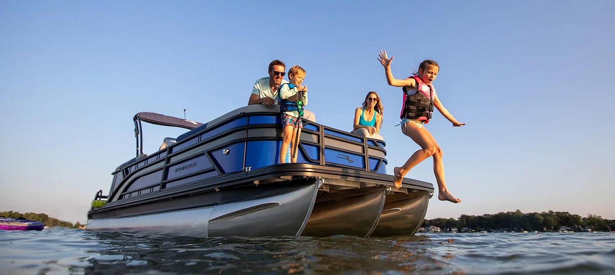 2026 Bennington S Line