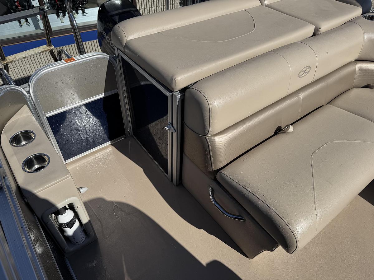 Used 2015 Xcursion 21 Cruise