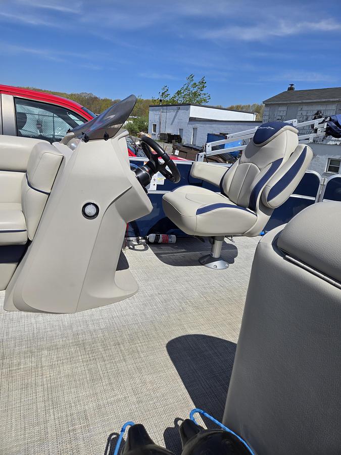 Used 2022 SOUTHBAY 220CR LE