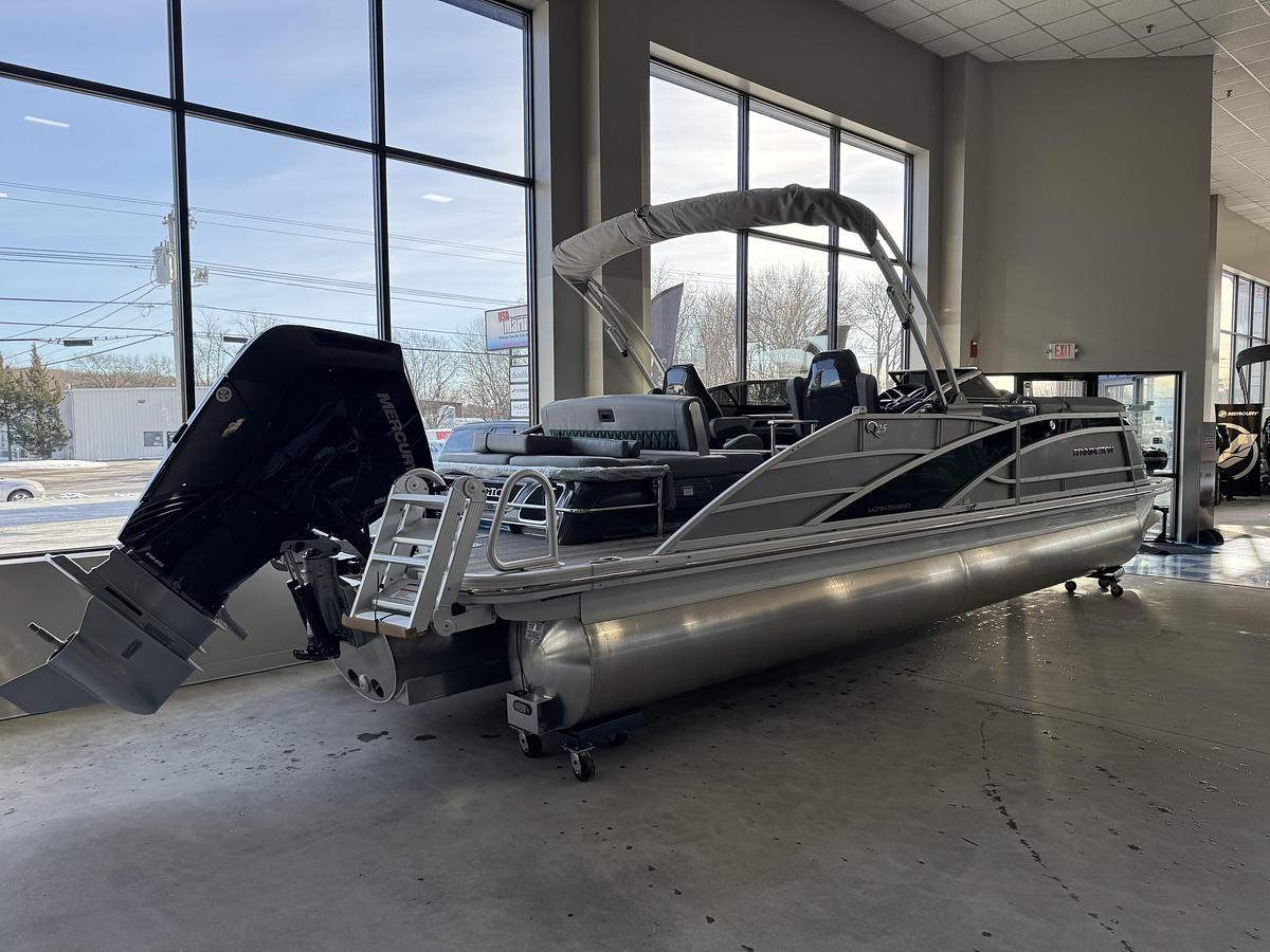 2026 Bennington 25QSBWSF