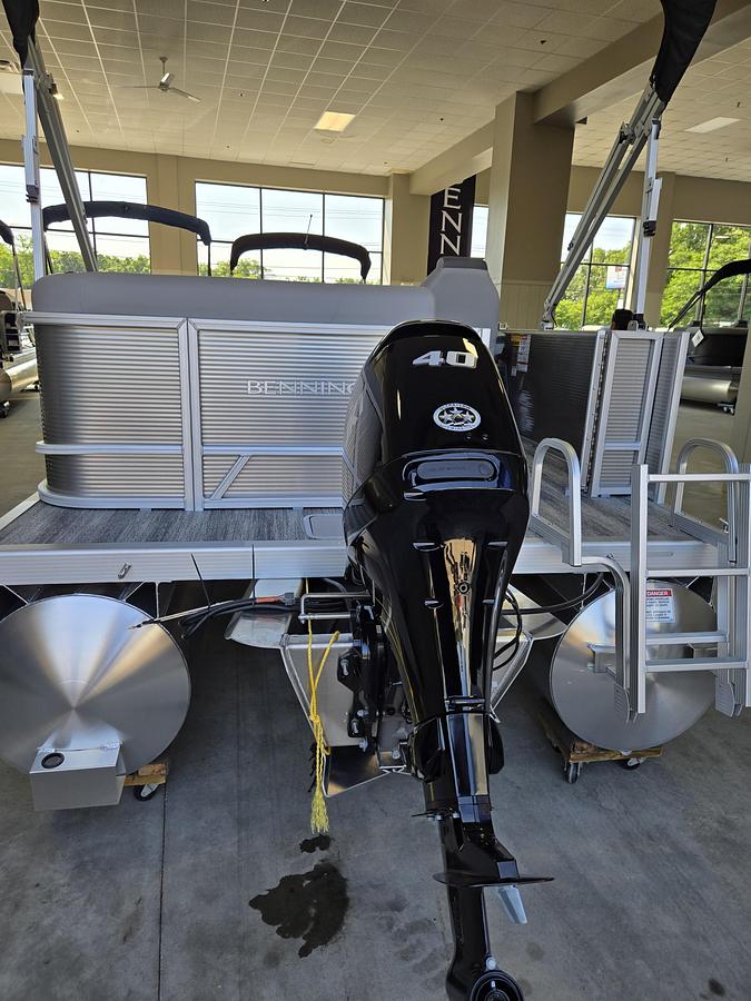 2027 Bennington 188S1L W/40HP Yamaha