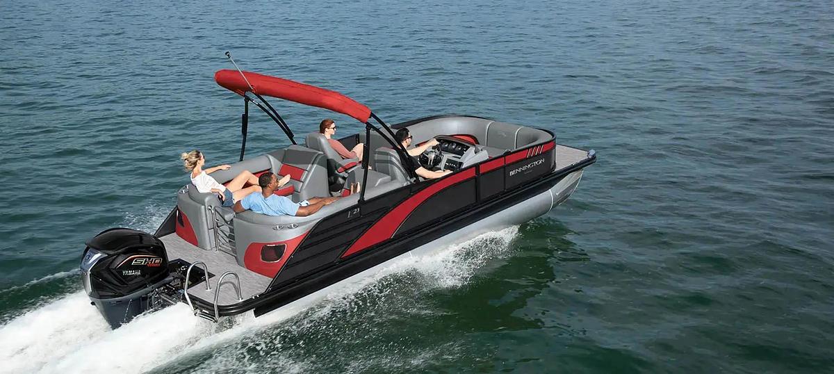 2026 Bennington L Bowrider Line