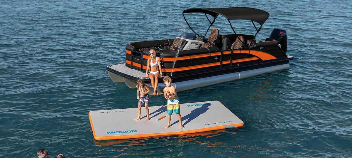 2026 Bennington R Line