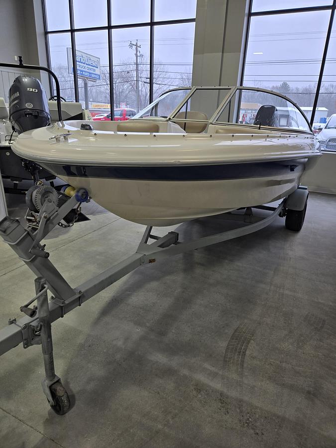 Used 2001 Bayliner 160 Capri bowrider