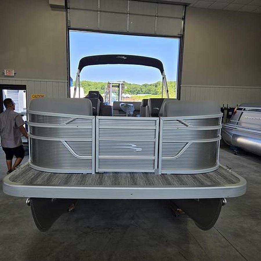 2027 Bennington 188SL