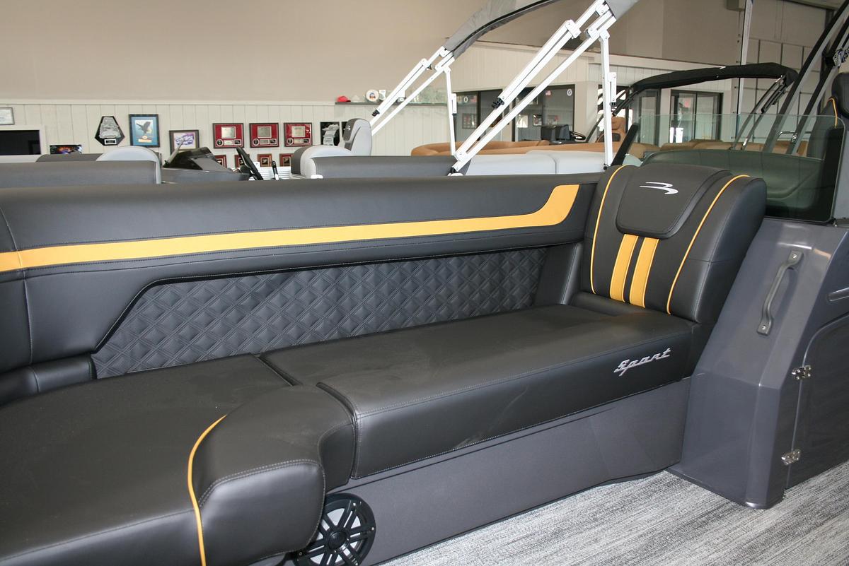 2026 Bennington 21SLSF