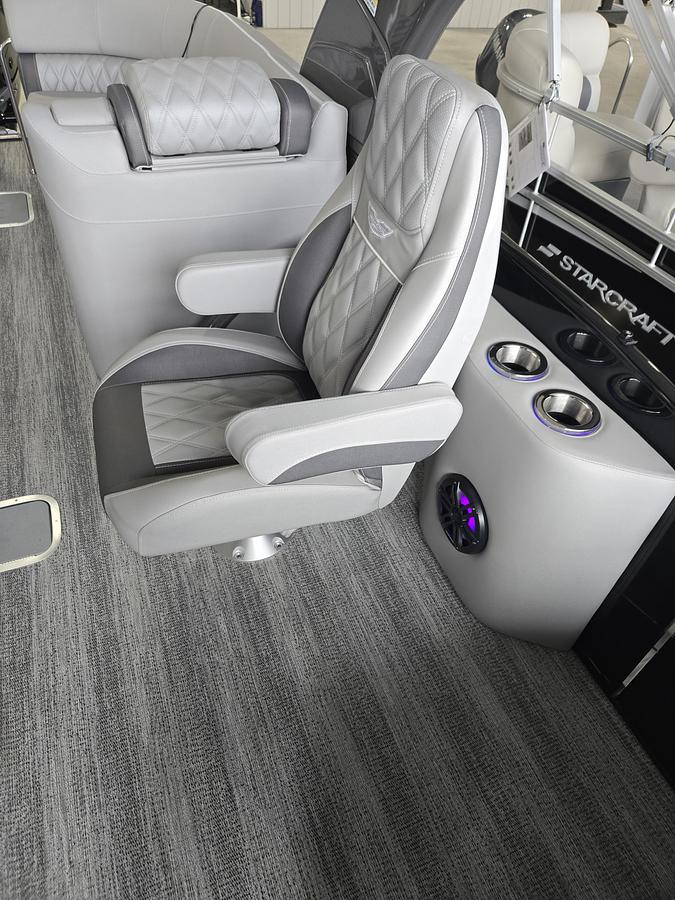 2026 Bennington 23 RX Fastback Arch