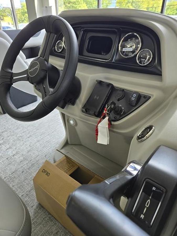 2026 South Bay 222RS LE Rear Seating 25"