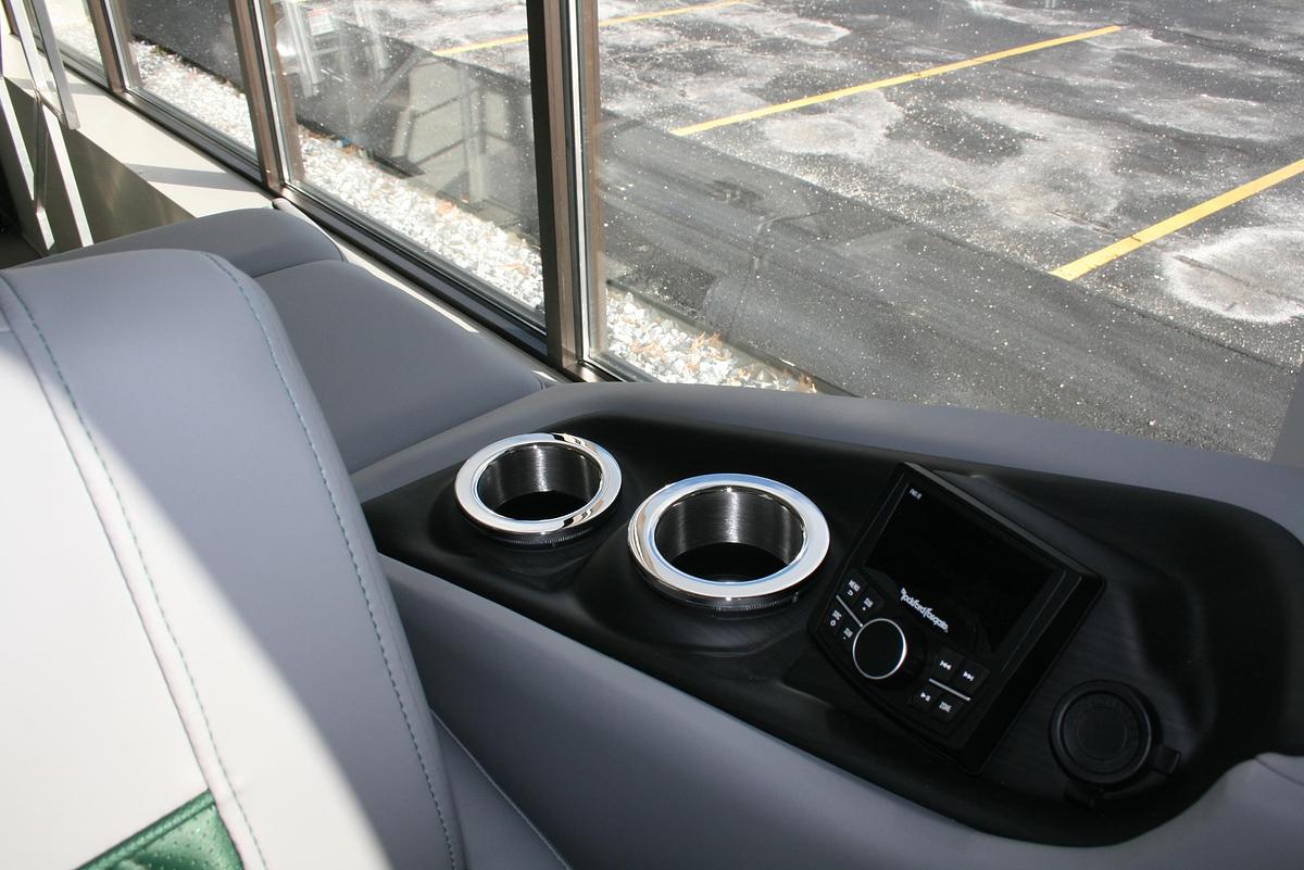 2026 Bennington 25QSBWSF