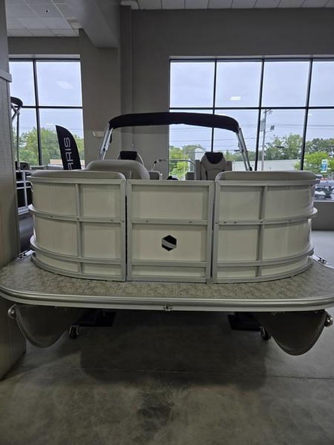 2026 South Bay 220RS LE Rear Seating 25"