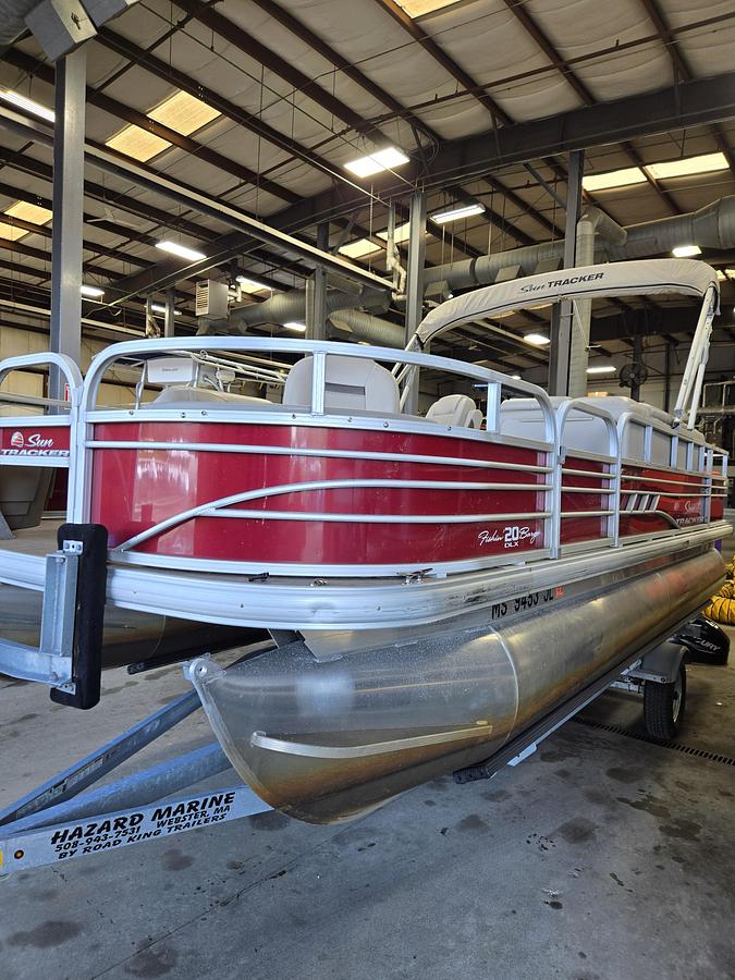 Used 2021 Sun Tracker 21' Fishin Barge