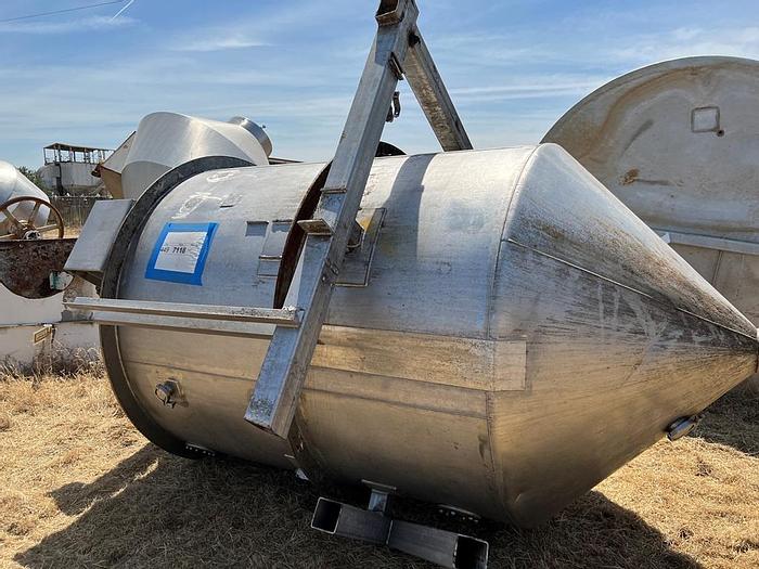 Used Tank, 1,000 Gallon, S/st, Agit, 45-Degree Cone Bottom #S744583