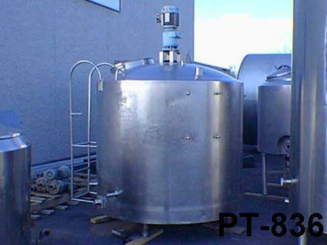 Used 500 GALLON PROCESSOR TANK.  WALKER MODEL PZ-ST SERIAL 2420