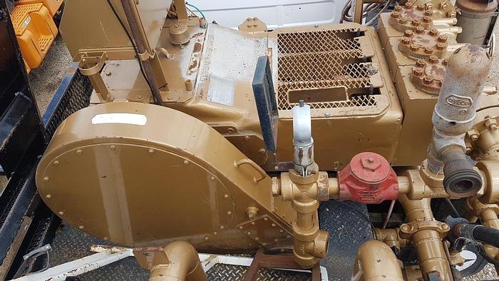 Used 1980 MACK DM600 Twin Steer Heavy Duty Oilfield Pump / Kill Truck