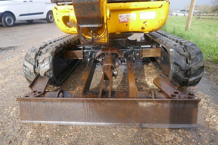 Used 2016 JCB 8018 CTS