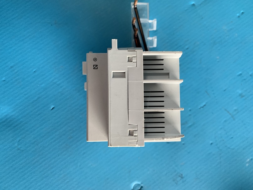 Used Merlin Gerin Multi 9 Circuit Breaker Vigi C60