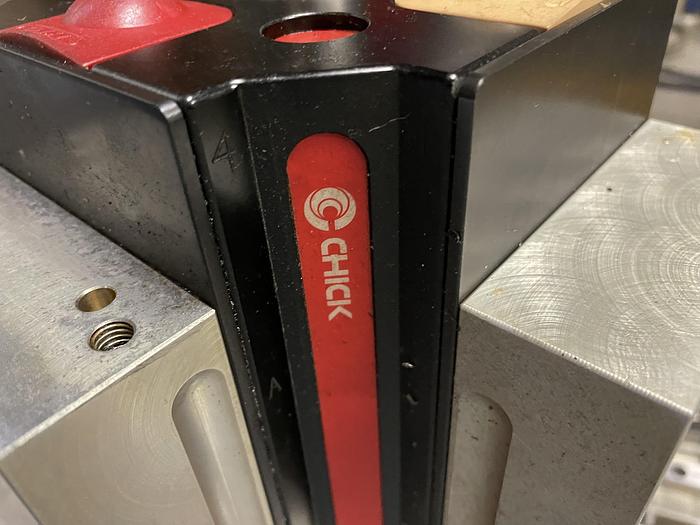 Gebruikt Chick 4 zijdige Multi-Lok 5ML1040-41