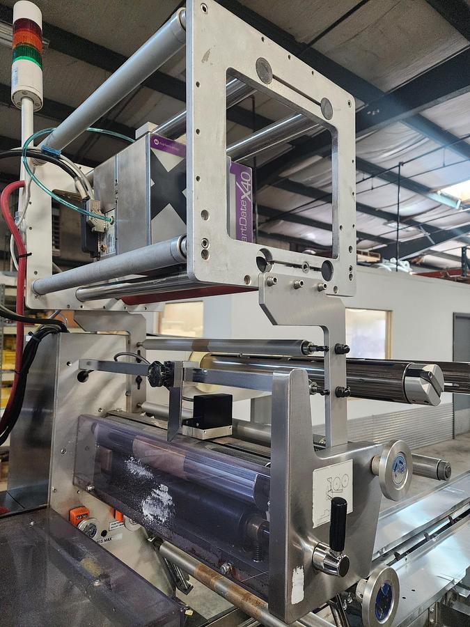 Used 2016 Fuji FW3200 Wrapper