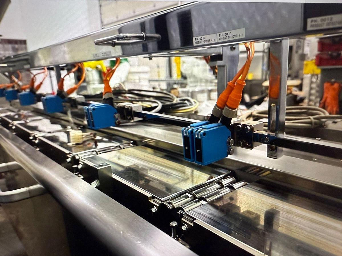 Used Fuji FW3200 Wrapper