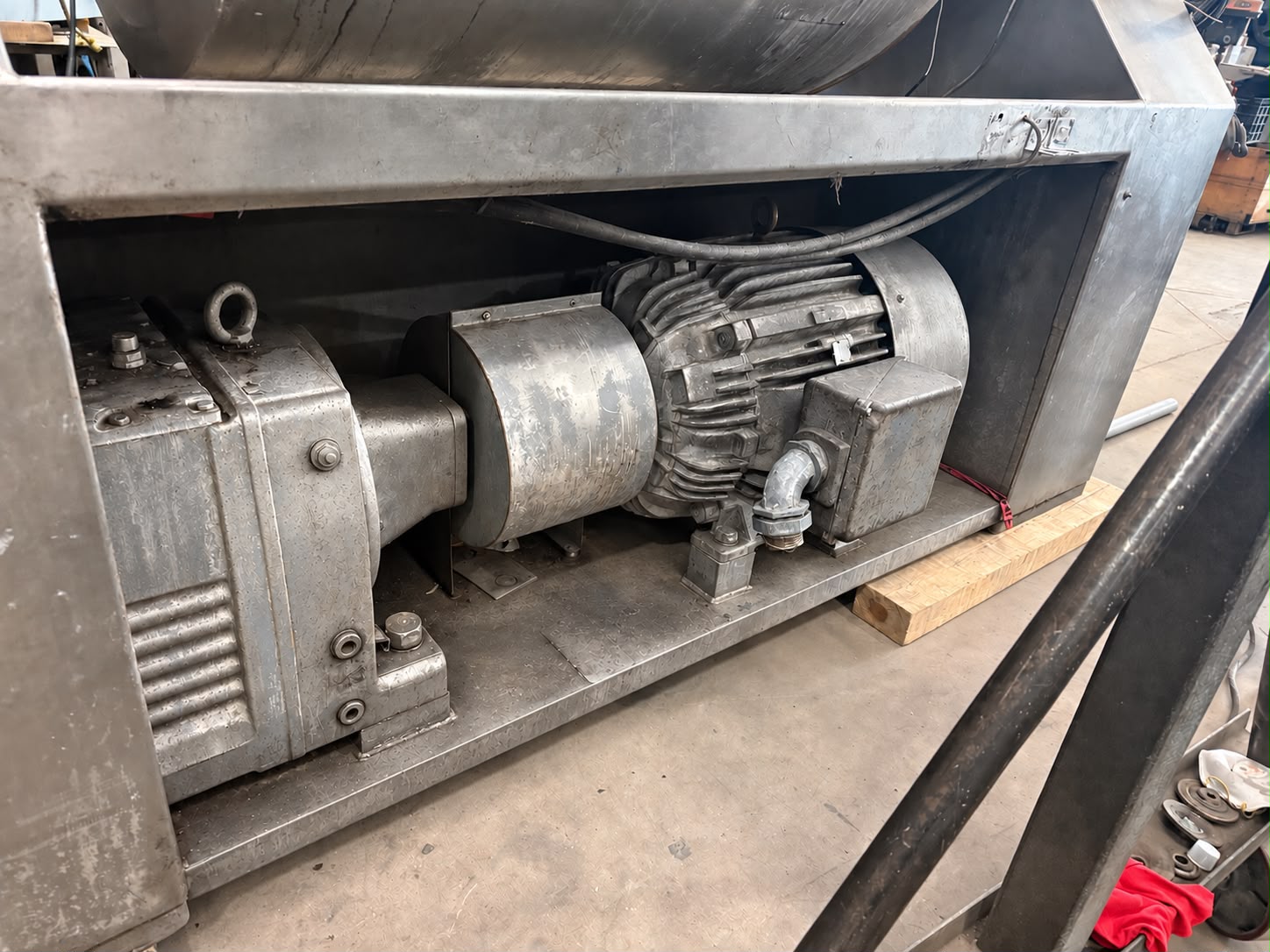 Used 2005 Peerless SD9