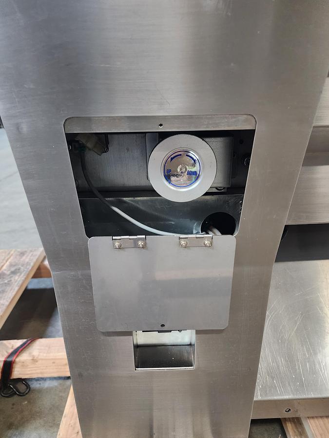 Used 2016 Fuji FW3200 Wrapper