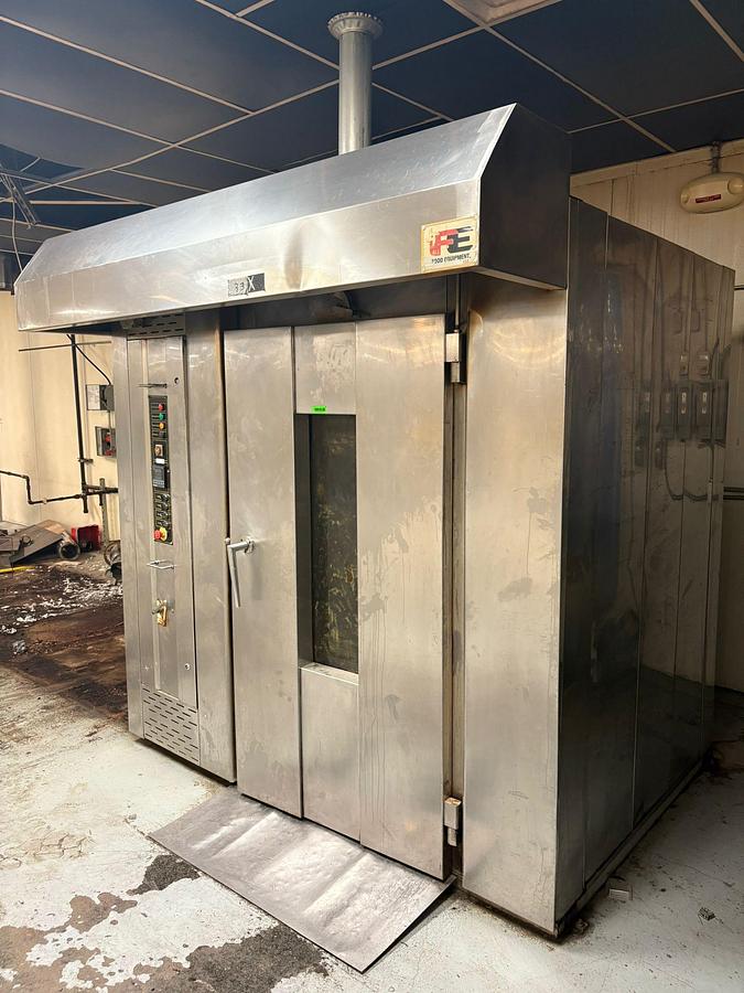 Used Lucky and Hobart Bakers Aid Used Rack Ovens
