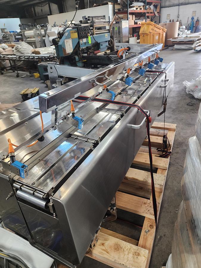 Used 2016 Fuji FW3200 Wrapper